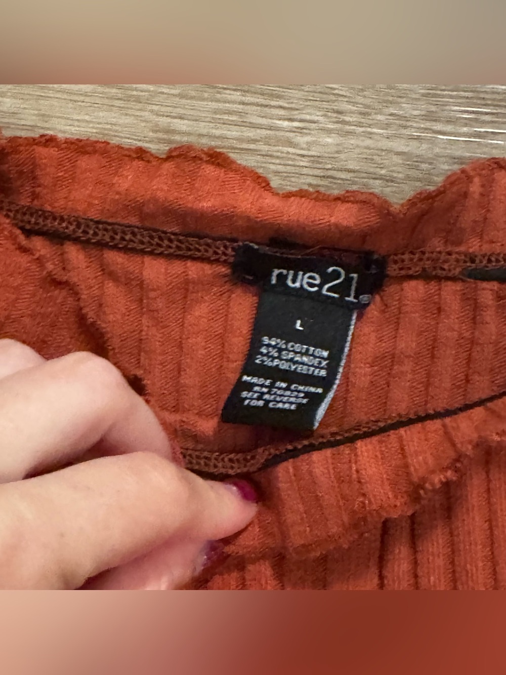 Rue21 Rust Red Ribbed Off-Shoulder Button Crop Top - Picture 2 of 2